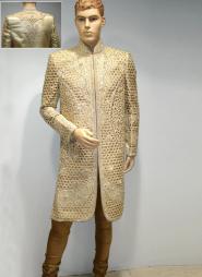 Пшеничный необычный индийский свадебный мужской костюм из шёлка (брюки цвета умбры) для свадьбы в индийском стиле