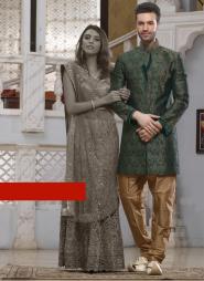 Тёмно-бирюзовый концертный / сценический мужской френч (воротник — стойка), украшенный вышивкой + золотистые брюки