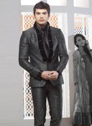 Грифельный стильный мужской костюм-двойка + рубашка + галстук с брошью