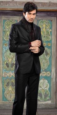 Чёрный вечерний мужской костюм-двойка + рубашка + галстук с брошью