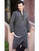 Серо-чёрный мужской индийский национальный костюм из дизайнерского шёлка, украшенный стразами и бисером