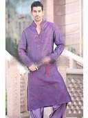 Аметистовый мужской индийский национальный костюм из льна, украшенный вышивкой и стразами