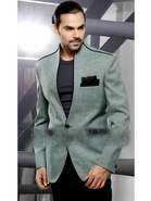 Стильный мужской пиджак из льна