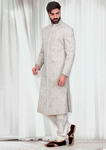 Белый свадебный мужской костюм-шервани