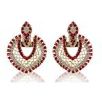 Позолоченные индийские серьги с белыми и красными стразами