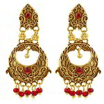 Медные индийские серьги, покрытые позолотой, с красными бусинками и стразами
