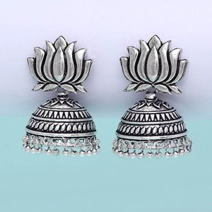 Серебристые индийские серьги-колокольчики