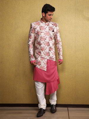 Розовый национальный мужской костюм с жилетом