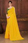 *Жёлтое шёлковое оригинальное красивое индийское сари, украшенное вышивкой