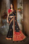 *Чёрное и красное шёлковое оригинальное красивое индийское сари, украшенное вышивкой