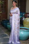 *Лавандовое изумительное вечернее красивое свадебное индийское сари из шёлка и креп-жоржета, украшенное вышивкой люрексом