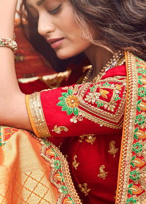 Оранжевый шёлковый индийский женский свадебный костюм лехенга (ленга) чоли