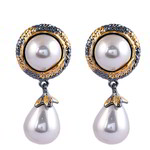 *Золотые и серые индийские серьги с перламутровыми бусинками