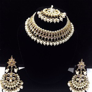 Молочное и золотое индийское украшение на шею со стразами, искусственными камнями, бисером
