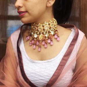 Золотое индийское украшение на шею со стразами, искусственными камнями, бисером
