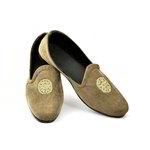 Бежевые мужские моджари, украшенные вышивкой с люрексом