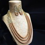*Молочные и золотые индийское украшение на шею со стразами, искусственными камнями