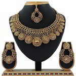 *Золотые индийское украшение на шею со стразами