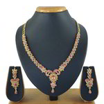 *Золотые индийское украшение на шею со стразами