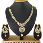 *Молочные и золотые индийское украшение на шею со стразами