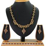 *Золотые индийское украшение на шею со стразами