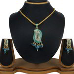 *Синий латунный индийский кулон на шею со стразами