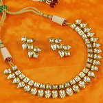 *Молочные и золотые индийское украшение на шею со стразами, искусственными камнями