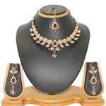 *Зелёное и золотое индийское украшение на шею со стразами