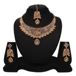 *Золотое индийское украшение на шею со стразами