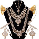 *Молочное и золотое индийское украшение на шею со стразами, искусственными камнями