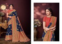 *Лиловое и красное шёлковое жаккардовое оригинальное индийское сари, украшенное вышивкой со стразами, стразами