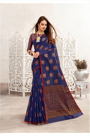 Синее льняное индийское сари, украшенное скрученной шёлковой нитью