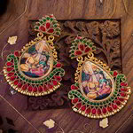 *Зелёные и золотые индийские серьги со стразами