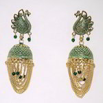 *Зелёные и золотые индийские серьги с бисером