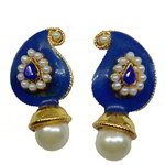 *Золотые и синие латунные индийские серьги с перламутровыми бусинками