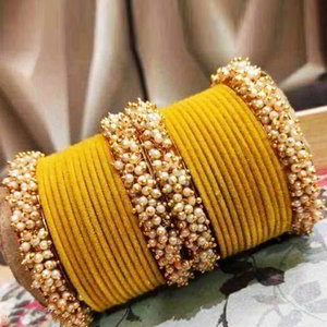 Жёлтый и золотой индийский браслет со стразами, бисером