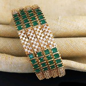Зелёный и золотой индийский браслет