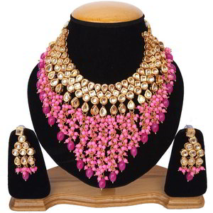 Золотое и розовое индийское украшение на шею с бисером