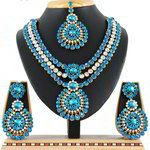 *Цвета меди, золотое и синее индийское украшение на шею из меди со стразами