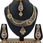 *Молочное и золотое медное индийское украшение на шею со стразами