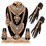 *Разноцветное и золотое индийское украшение на шею со стразами