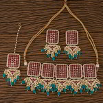 *Молочное и золотое индийское украшение на шею из латуни с искусственными камнями, бисером, перламутровыми бусинками