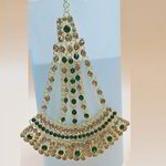 *Зелёное и золотое индийское украшение на голову (манг-тика) со стразами