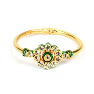 Зелёный и золотой индийский браслет с искусственными камнями