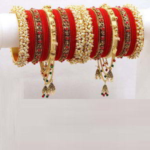 Молочный и золотой индийский браслет со стразами, перламутровыми бусинками