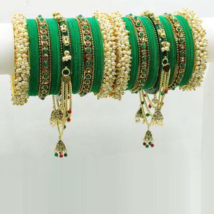 Зелёный и золотой индийский браслет со стразами, перламутровыми бусинками