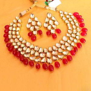 Бордовое, золотое и красное индийское украшение на шею с искусственными камнями