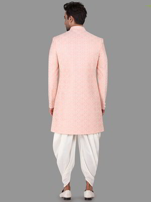 Розовый шёлковый индийский мужской костюм