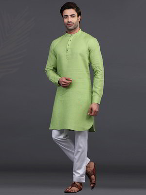 Салатовая индийская рубашка (курта) из льна + белые брюки фасона чуридары