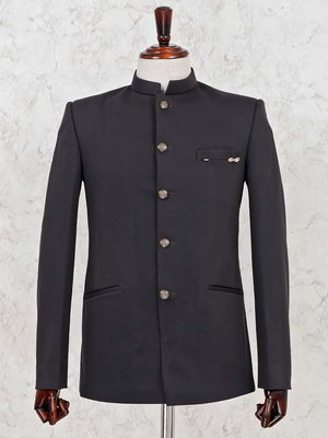 Серый мужской пиджак
